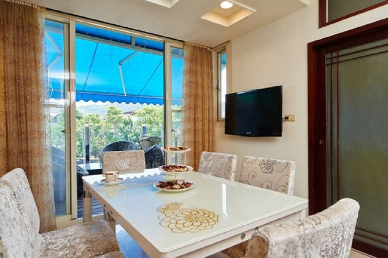 Hotel Peace Art Villa