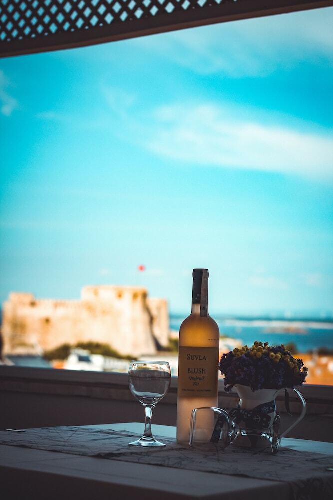 Mauna Hotel