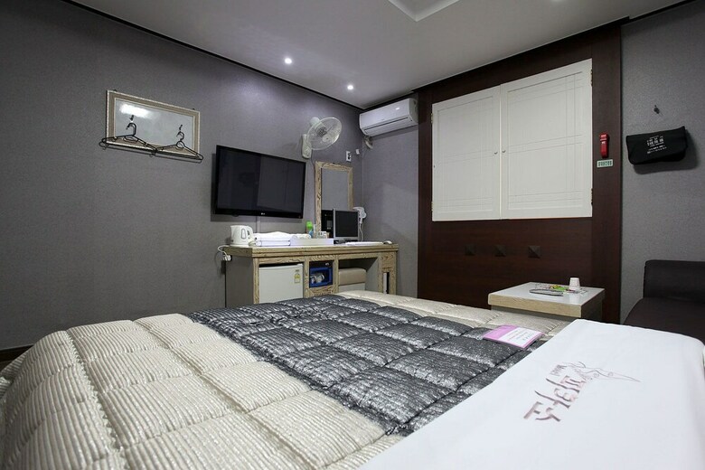 Hotel Picasso Motel Daejeon