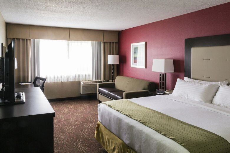 Holiday Inn Hotel And Conference Center Big Rapids