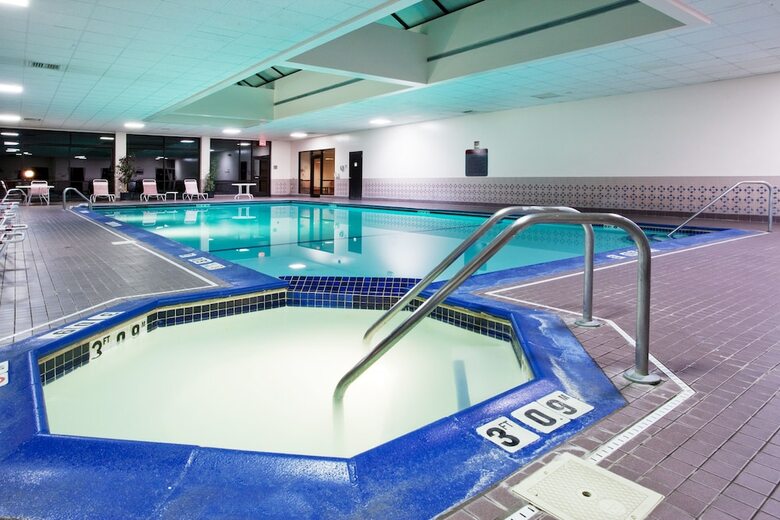 Holiday Inn Hotel And Conference Center Big Rapids