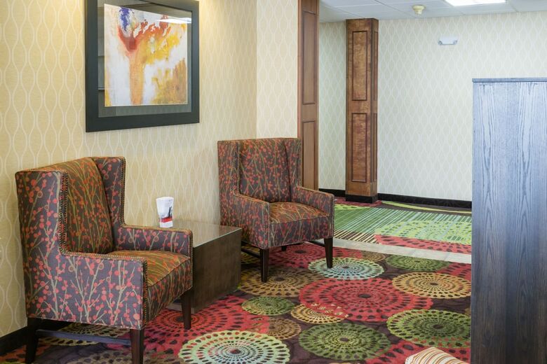 Holiday Inn Hotel And Conference Center Big Rapids