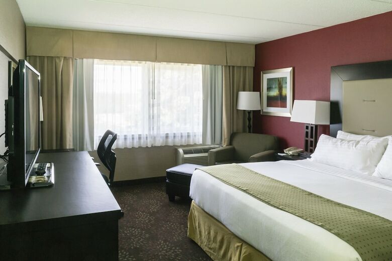 Holiday Inn Hotel And Conference Center Big Rapids