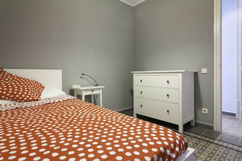 Apartamentos Rambla Paris