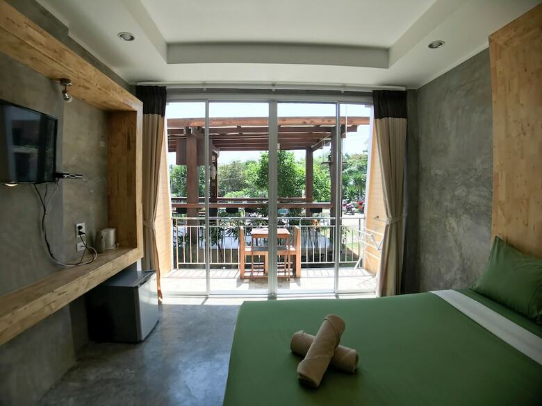 Hotel Check-in Resort Koh Larn