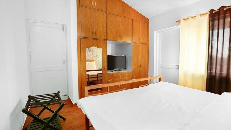 Hotel The Swiss Village Resort