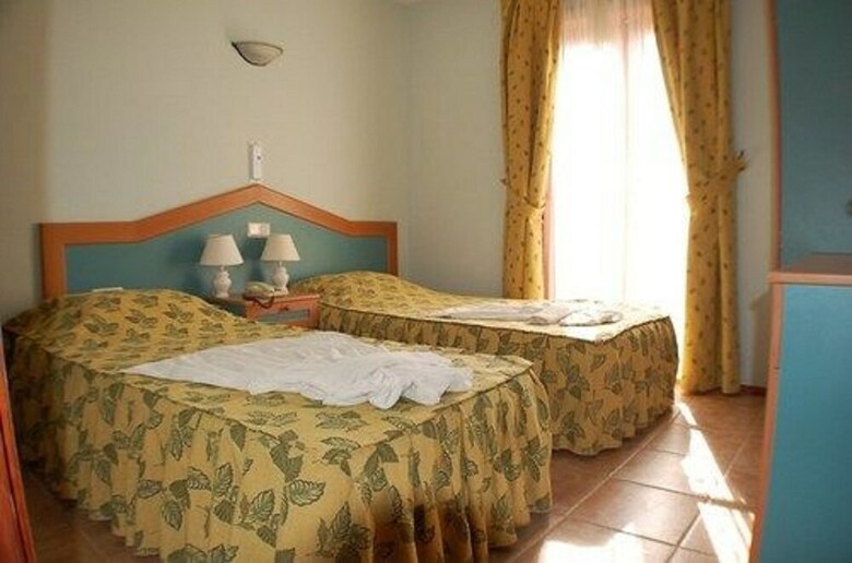 Gondol Apartments