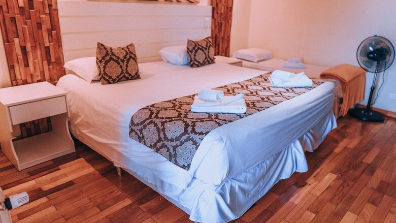 Chris Park Hotel