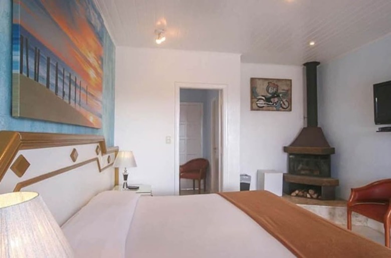 Chris Park Hotel