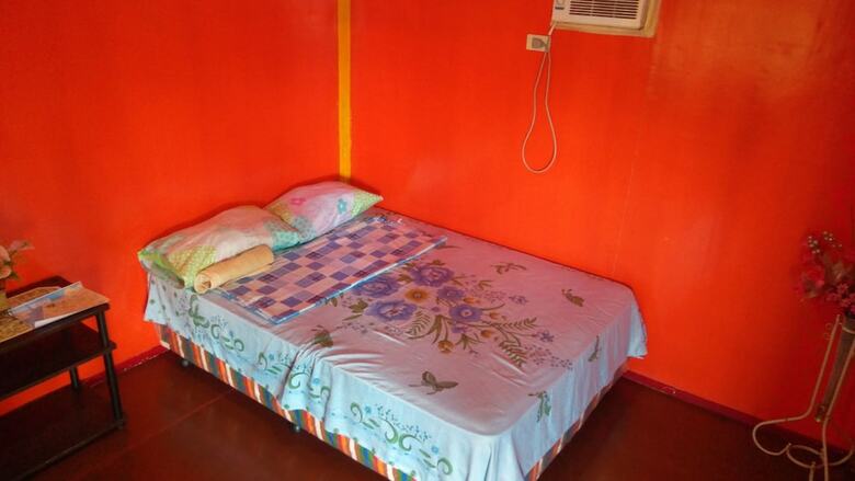 Hostal Rjc Hostel And Karaoke Bar