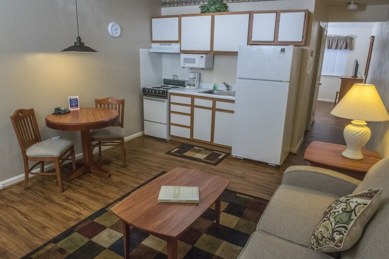 Hotel Affordable Corporate Suites - Statesville