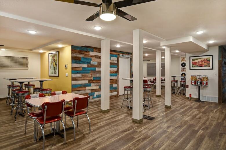 Motel Expedition Lodge
