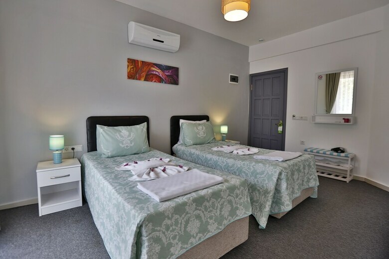 Himm Hotel