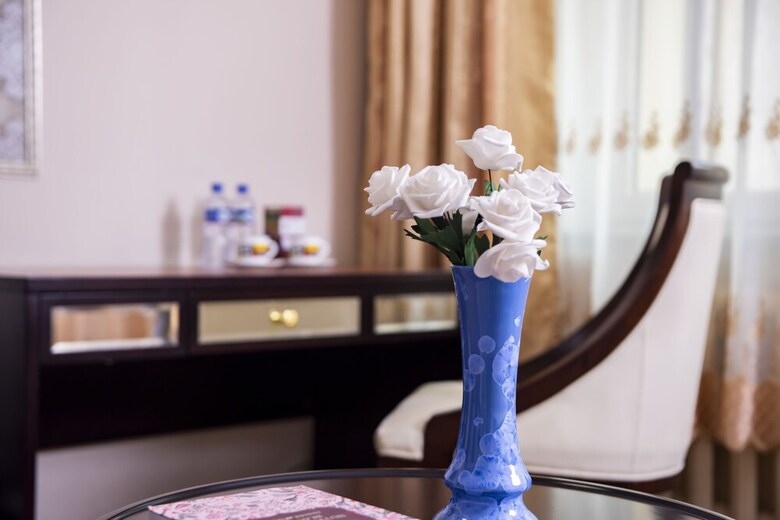Mika Hotel