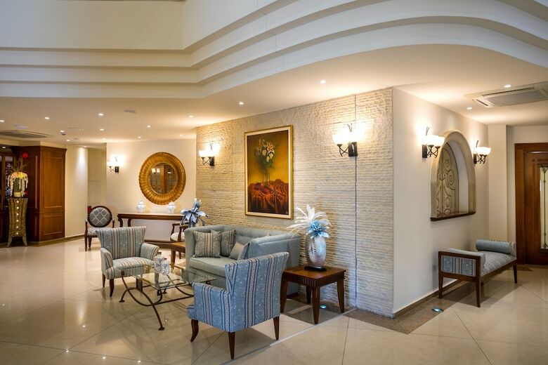 Aquamare Beach Hotel & Spa