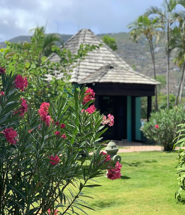 Hotel Emerald Beach Resort