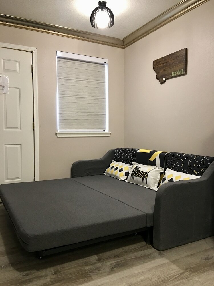 Lake View Suites