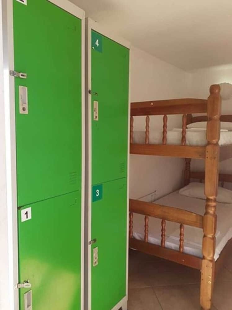 Hostal Bamboo B�zios Hostel