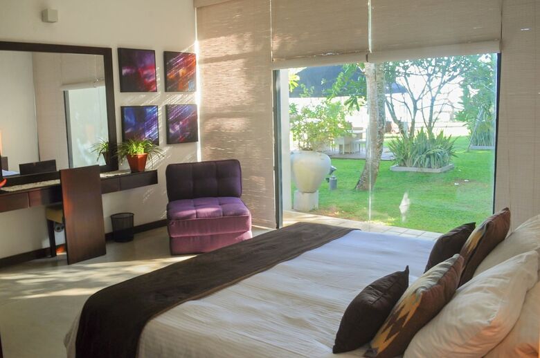 Mirissa Beach Villa