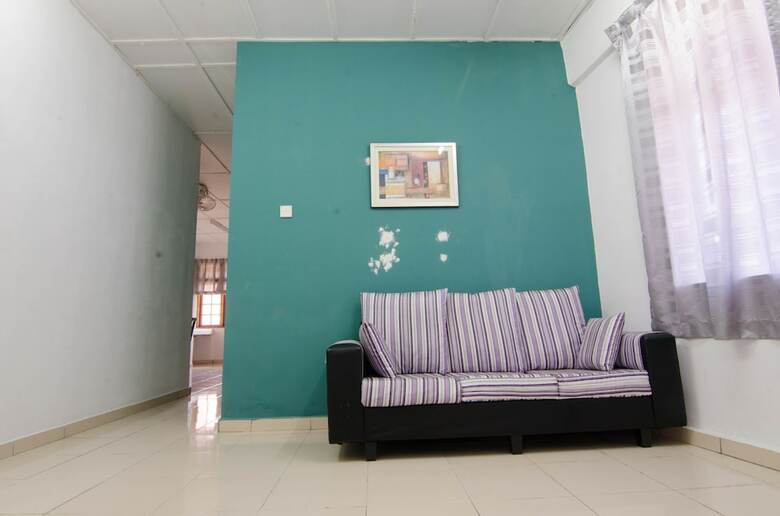 Bed & Breakfast Anggerik Residence