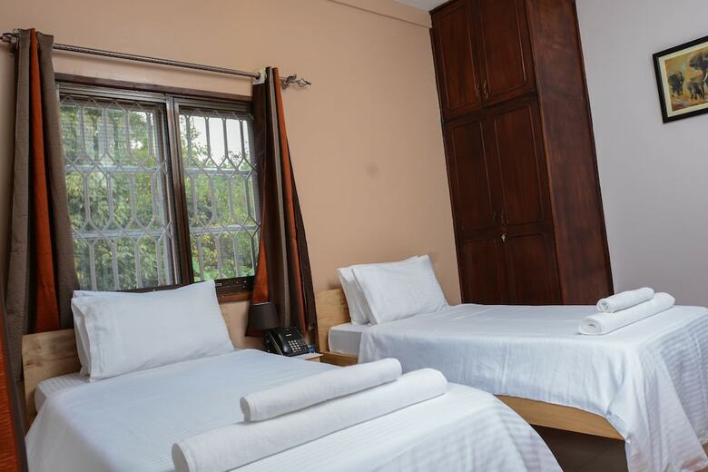 Bed & Breakfast The Explorers Hub
