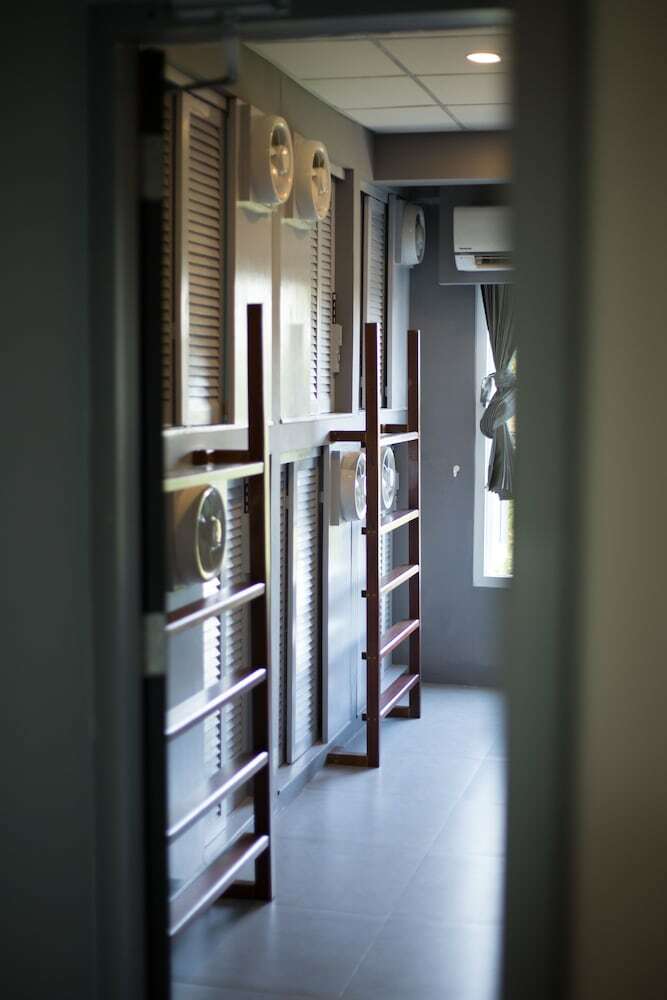 Hostal P168 Hostel