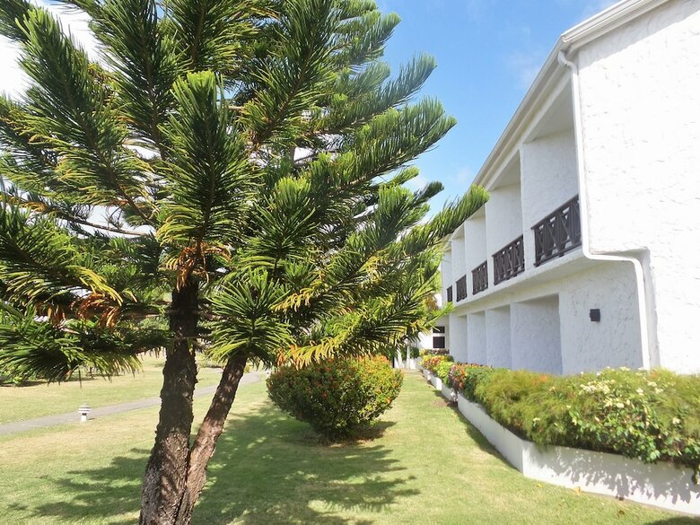 Hotel Coyaba Beach Resort