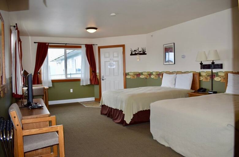 Posada Longliner Lodge And Suites