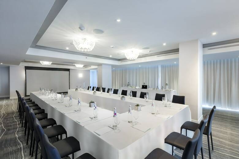 Serafina Beach Hotel
