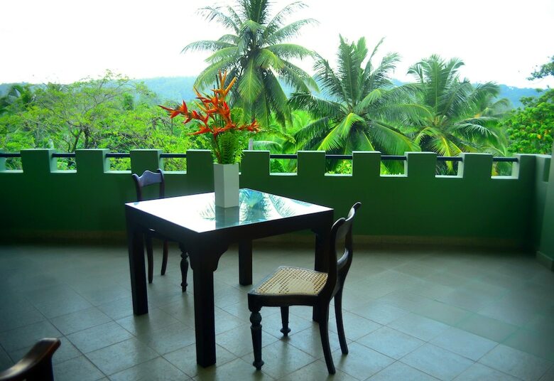 Hotel Tropical Retreat