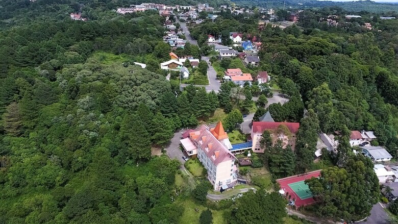 Sky Valle Hotel