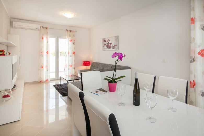 Apartments Villa Kolar
