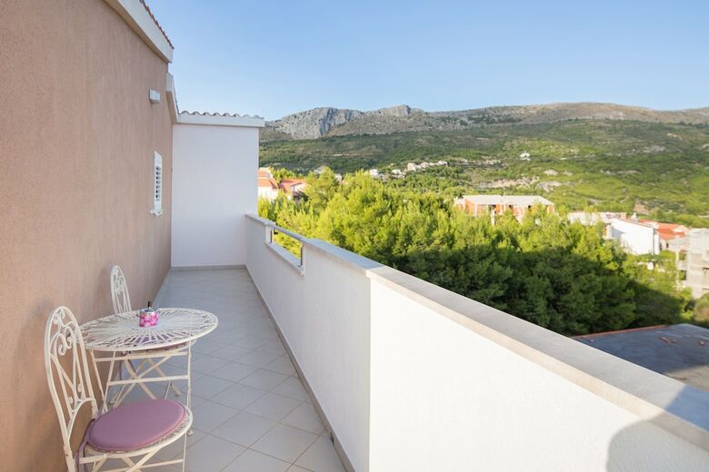 Apartments Villa Kolar