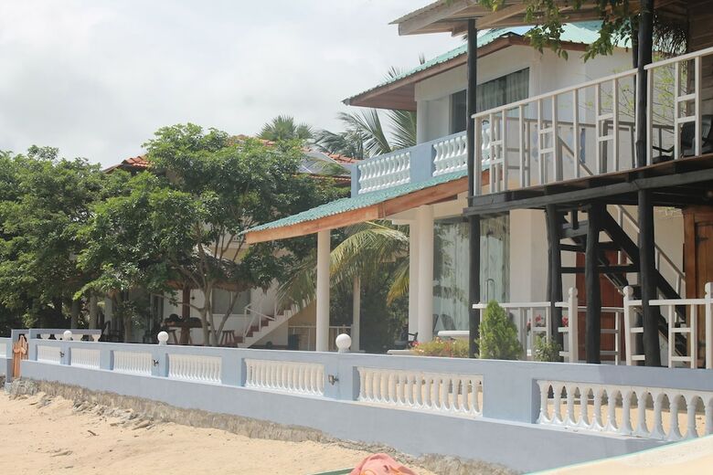 Hotel Dinuda Resort