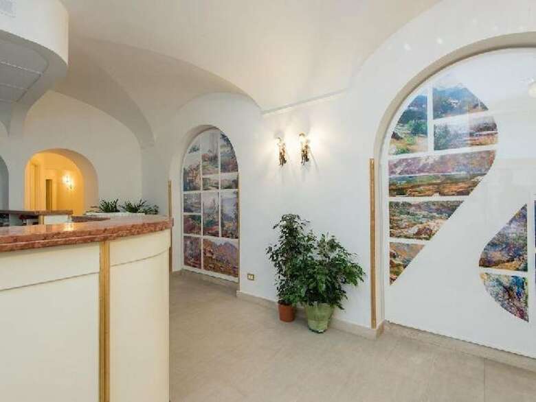Domus Colosseo Hotel