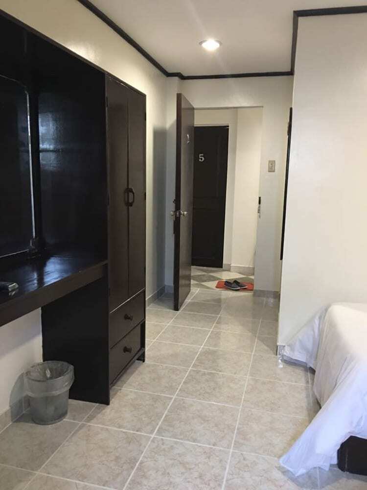 Hotel Av Seven Resort