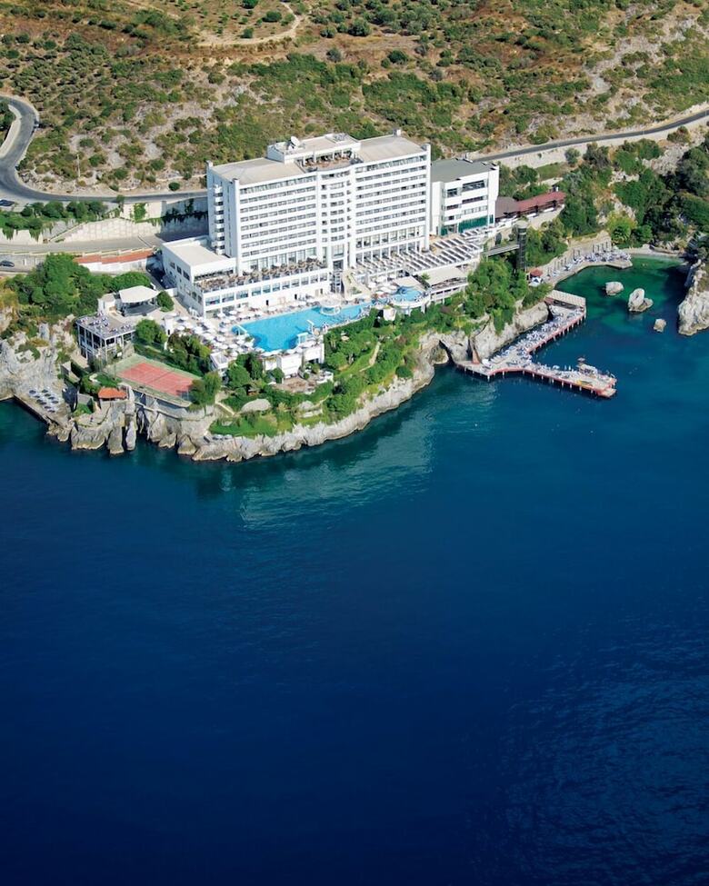 Korumar Deluxe Hotel