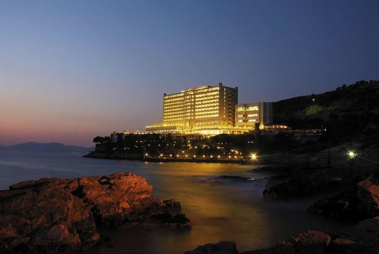 Korumar Deluxe Hotel