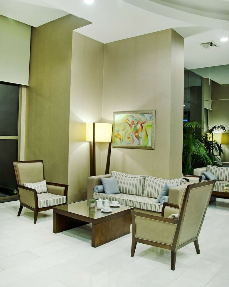 Korumar Deluxe Hotel