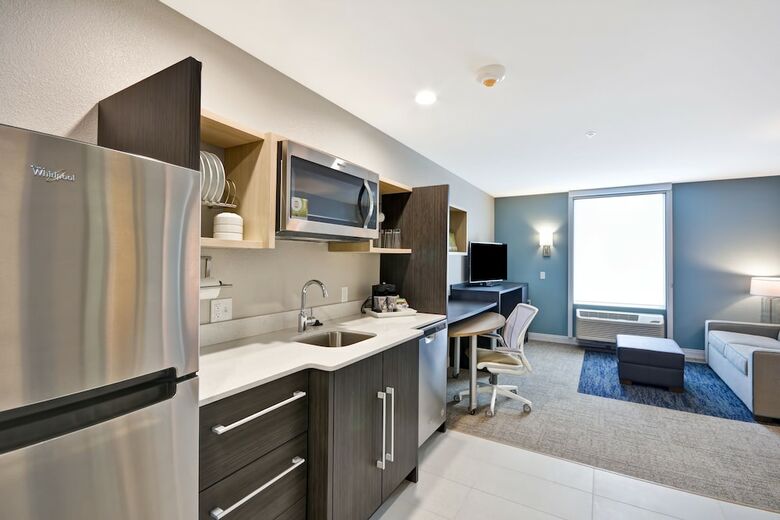 Hotel Home2 Suites By Hilton Jackson Mi