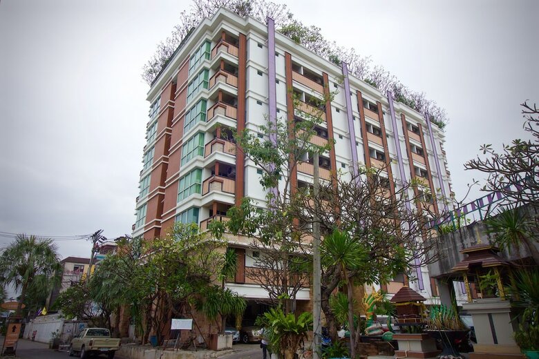Hotel Latin Garden