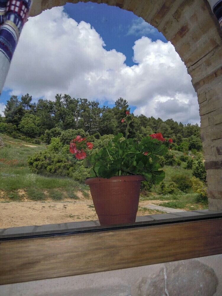 Agroturismo Masia De La Serra De La Cogulla
