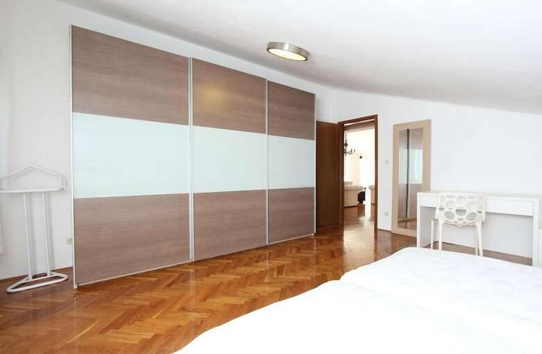 Hotel Guest House And Apartment Ambienti