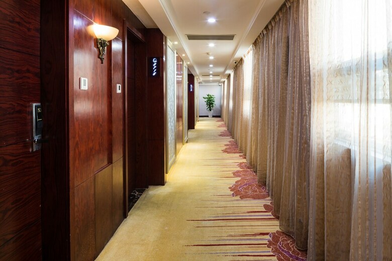 Guangzhou Gorgeous Hotel