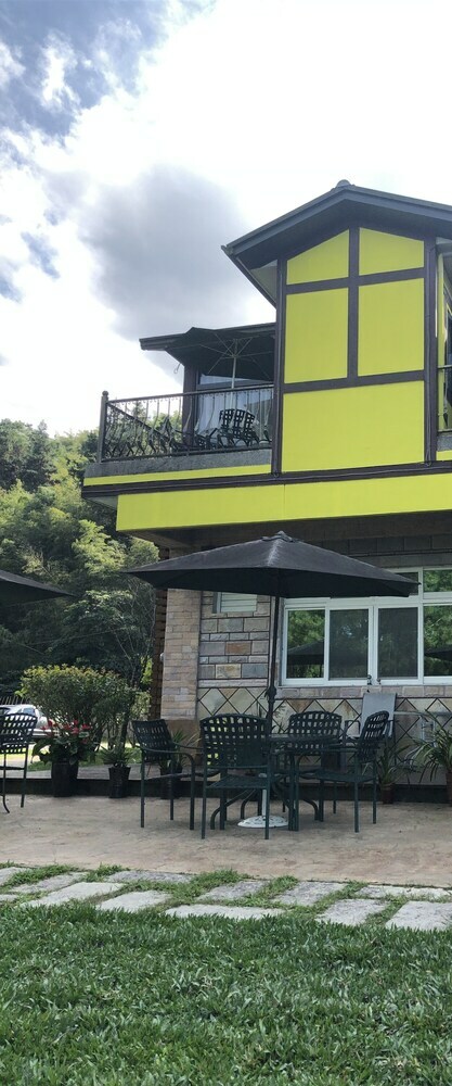 Bed & Breakfast Peach Villa