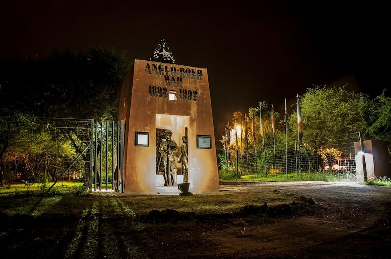 Hotel Kedar Heritage Lodge, Conference Centre & Spa