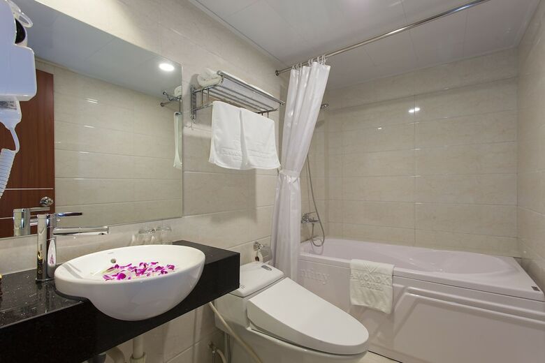 Hanoi Diamond King Hotel