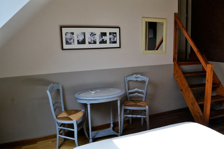 Hotel La Grenouill�re - Chambre D?h�te