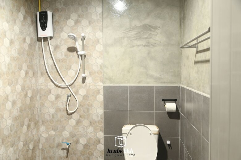 Hotel Hcube Bkk