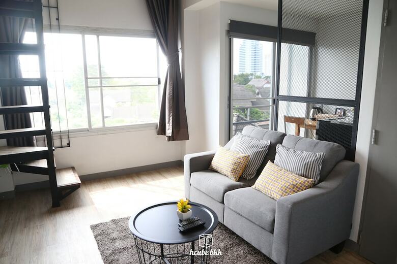 Hotel Hcube Bkk